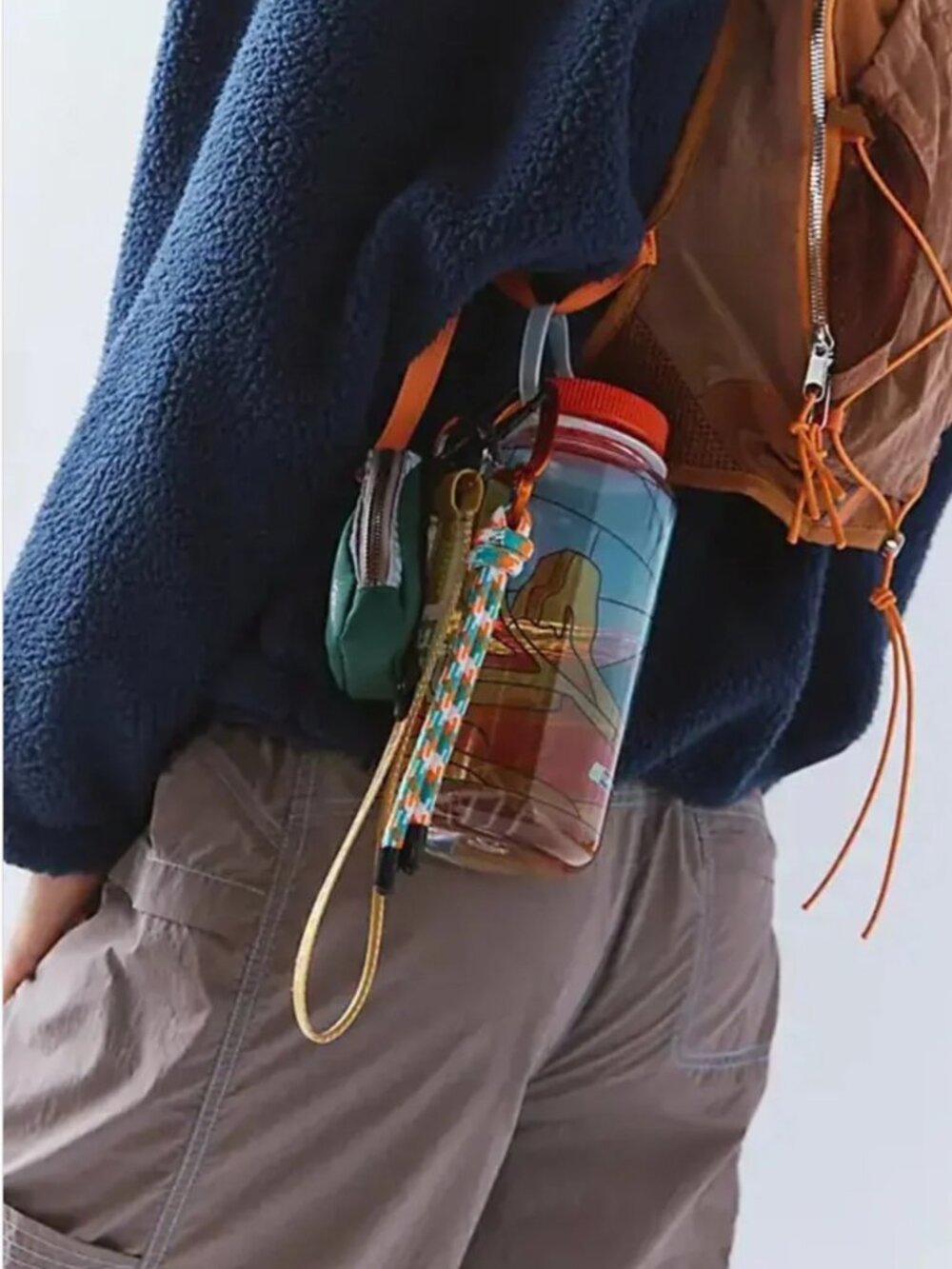 Free People - FP MOVEMENT - She's Electric Keyring - Picture 2 of 4